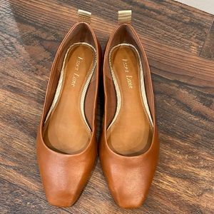 Essex lane leather Elyn flat.